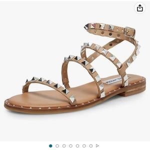 Steve Madden Women's Studded Travel Flat Sandal
